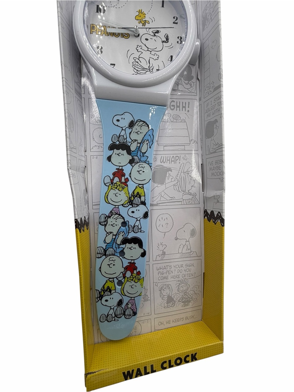 LARGE Peanuts Snoopy & Gang Jumbo Wristwatch Wall Clock, 3 Feet Tall. - Picture 3 of 6